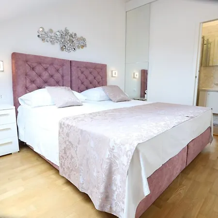 Apartament View