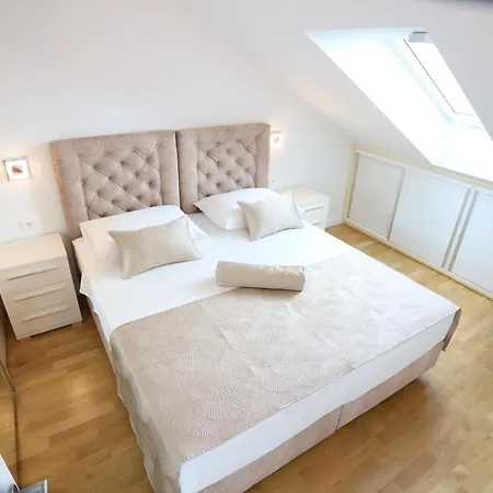 Apartament View